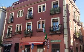 Ático céntrico plaza Moravia ,San Julian.